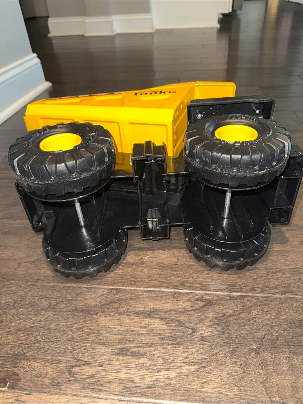 Tonka Yellow and Black Heavy Duty Metal Dump Truck Toy Mint Condition